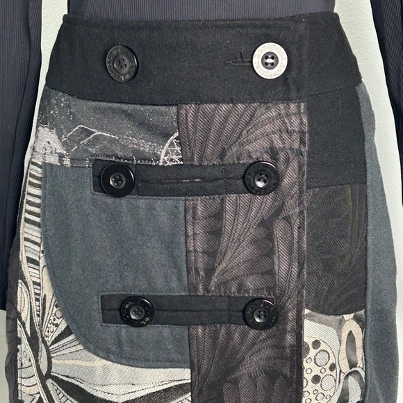 Desigual Patchwork Wool Blend Button Front Mini Skirt Size 40 Black Gray - Picture 4 of 11